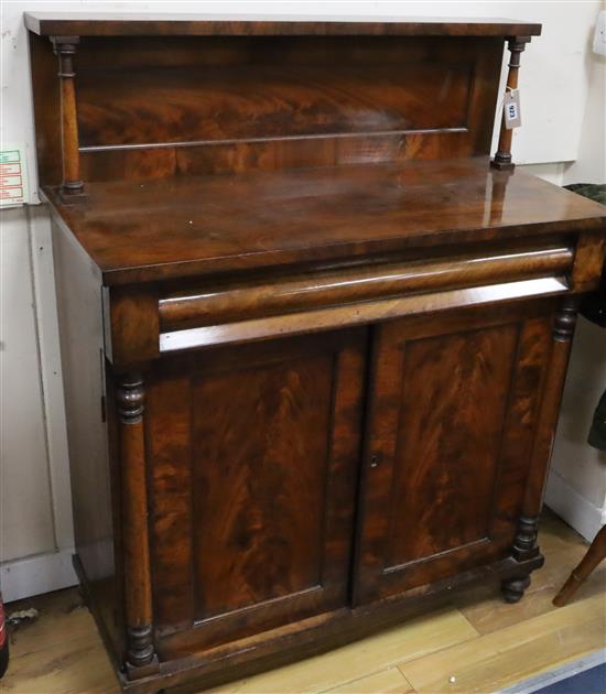 An early Victorian mahogany chiffonier W.92cm